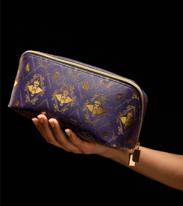Bath & Body Evil Queen Cosmetic Bag - PRE ORDEN