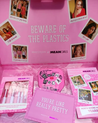 MAKEUP REVOLUTION X MEAN GIRLS - ENTREGA INMEDIATA