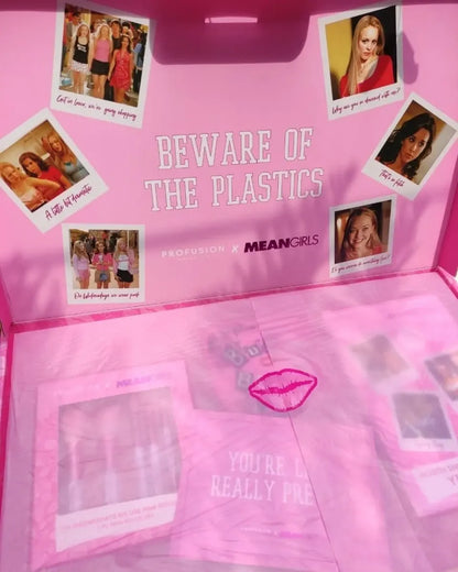 MAKEUP REVOLUTION X MEAN GIRLS - ENTREGA INMEDIATA