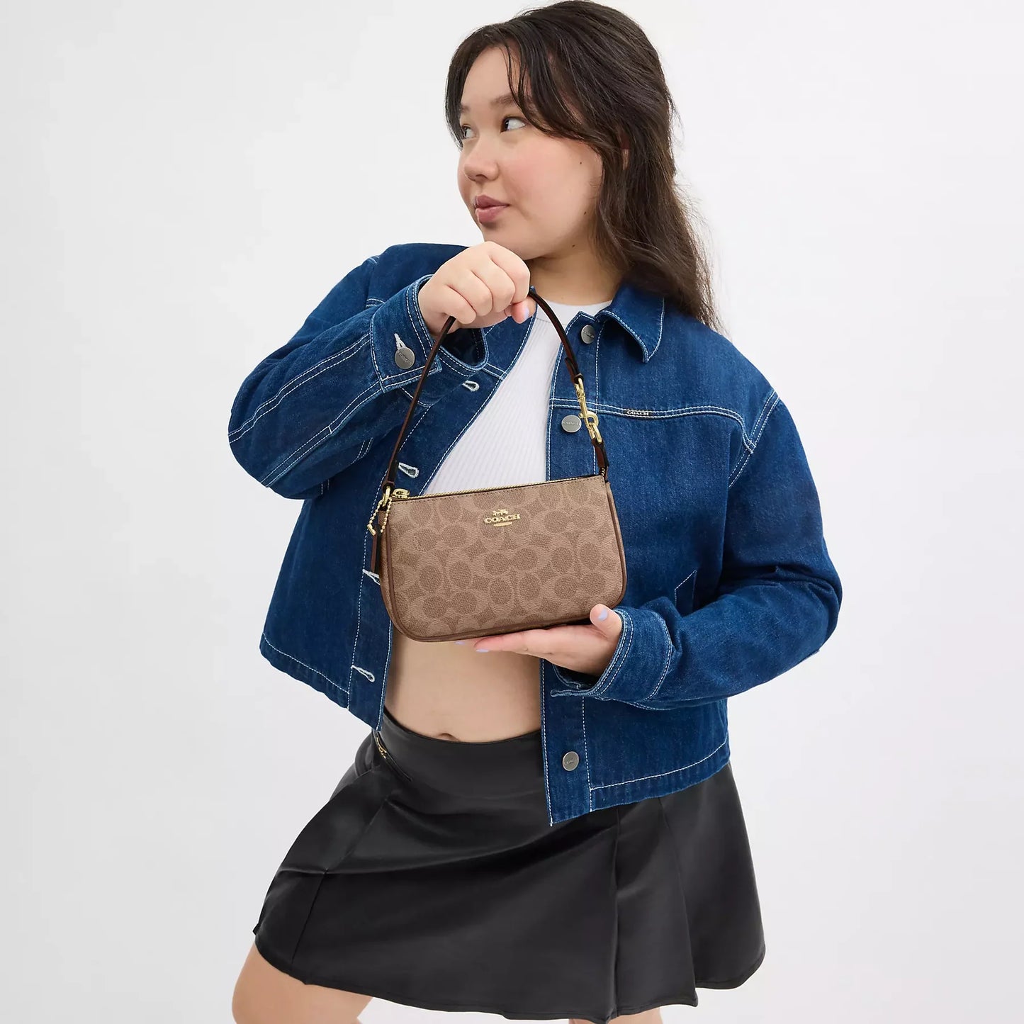 Coach nolita 19 in signature canvas - PRE ORDEN
